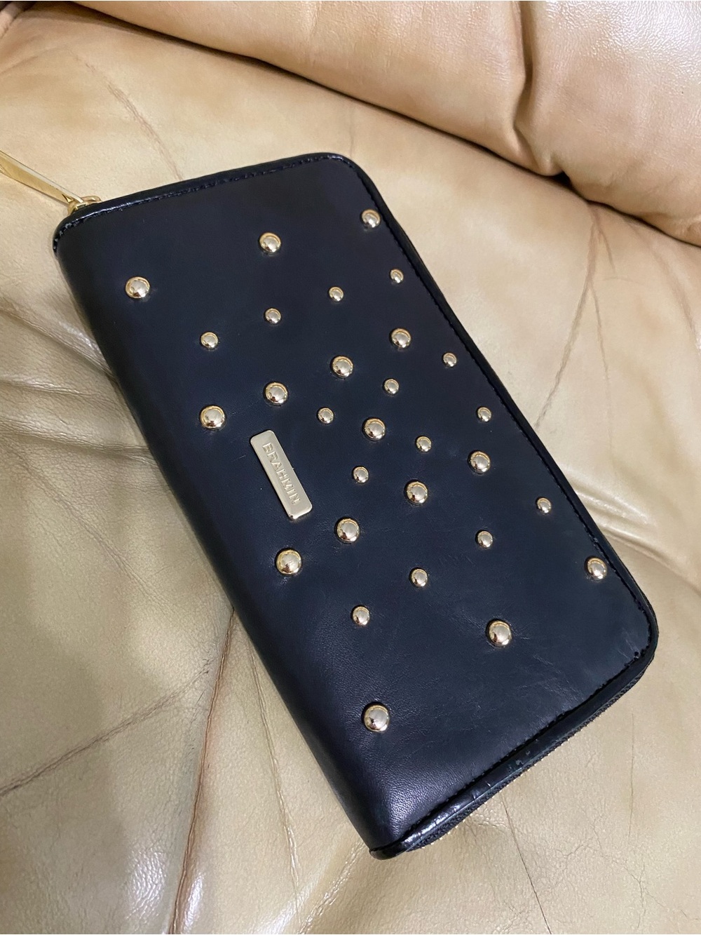 RARE Brahmin Nara Suri Zip Wallet Smooth Black Leather Gold Metal Studs
